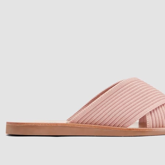 Everlane The Day Crossover Sandal - Picture 4 of 6